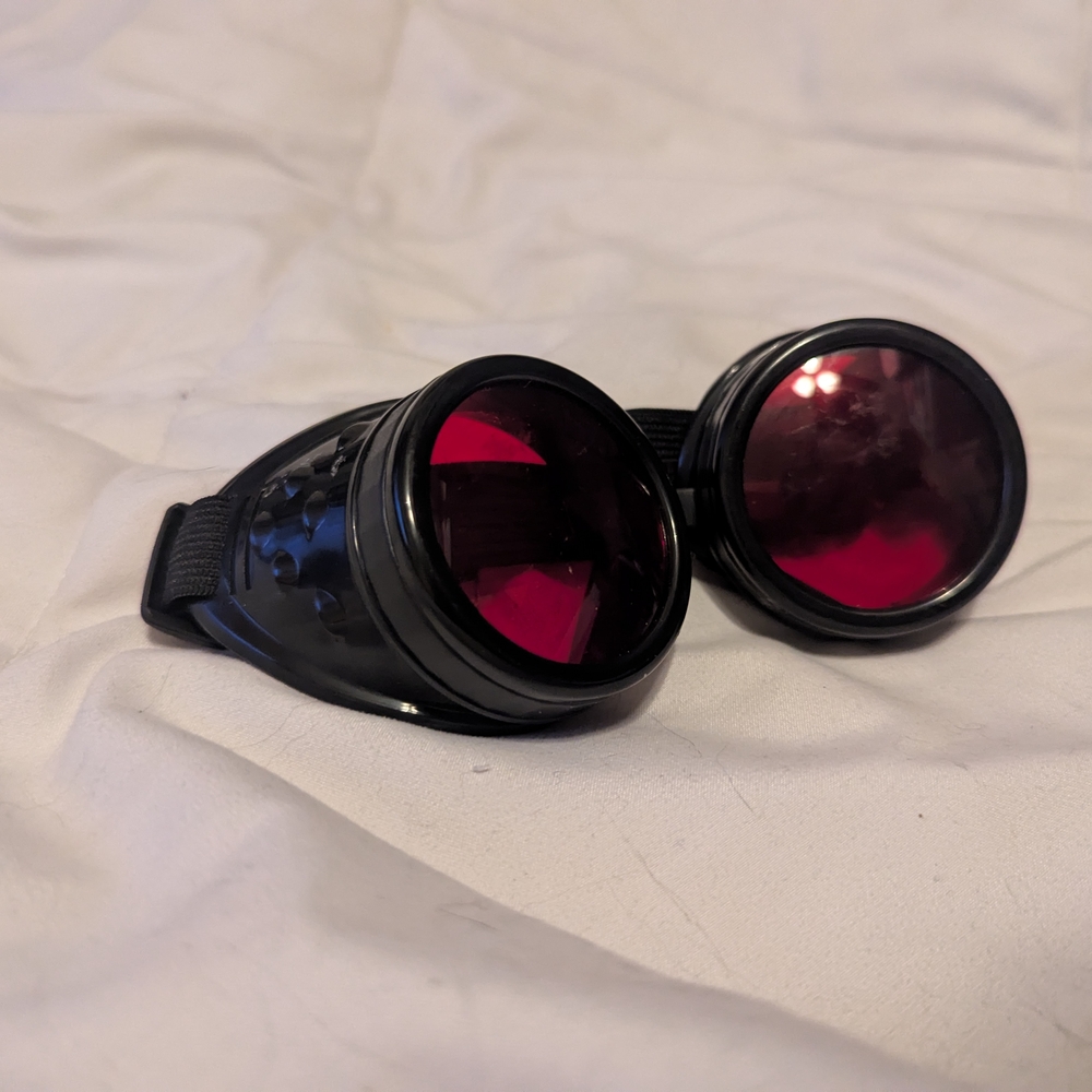 Black and Red Steampunk Goggles